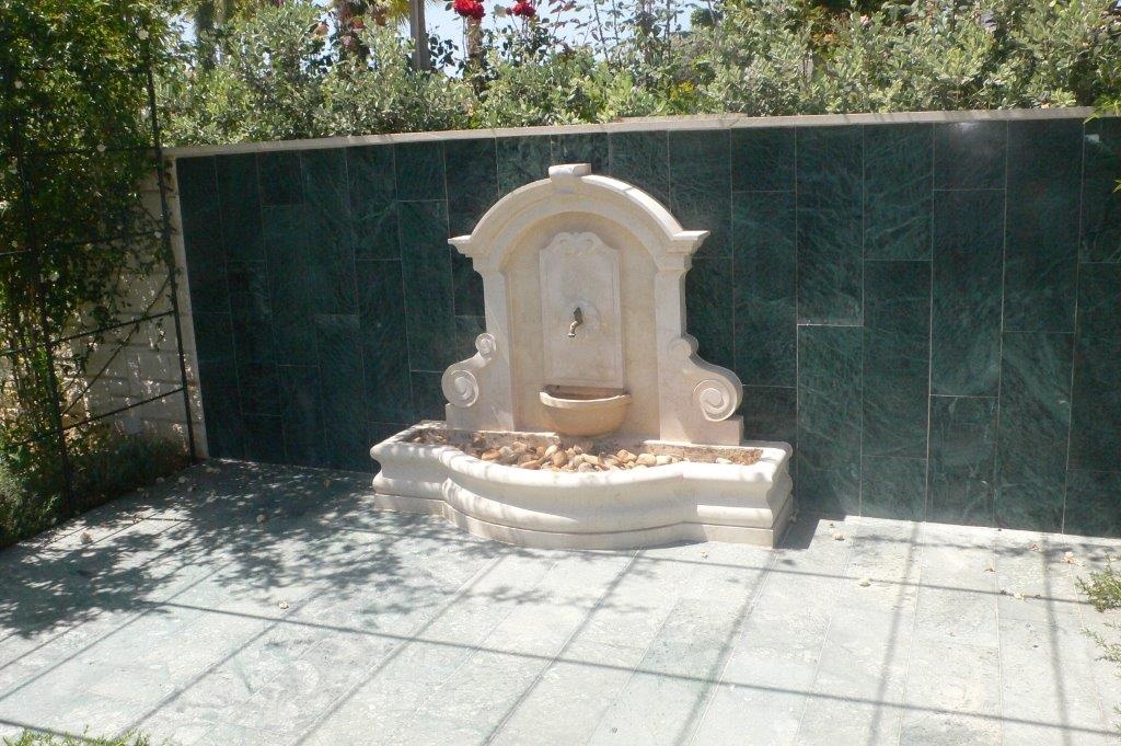 Residential Villa - LUXURY VILLA FOR SALE