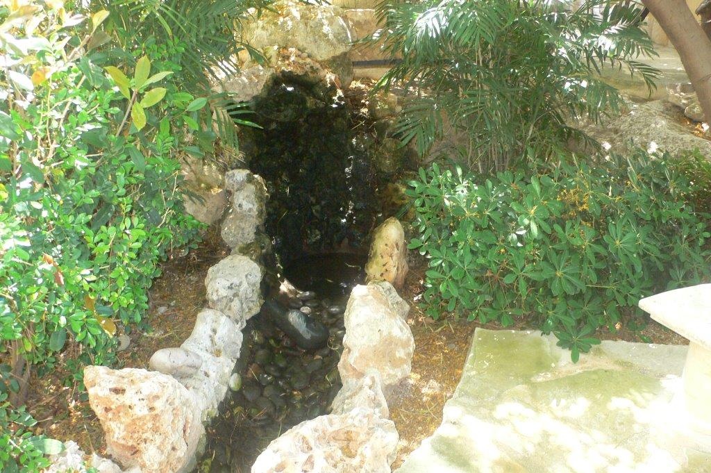 Residential Villa - LUXURY VILLA FOR SALE