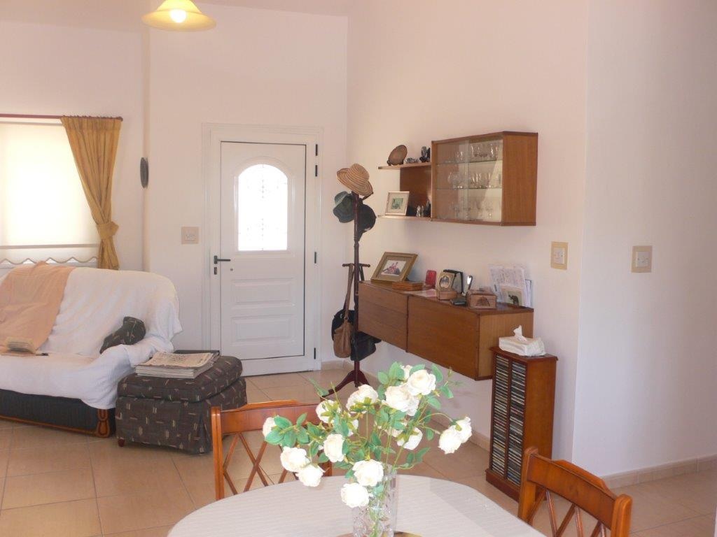 Residential Villa - 4 BEDROOM DETACHED VILLA FOR SALE IN NEO CHORIO with full title deed